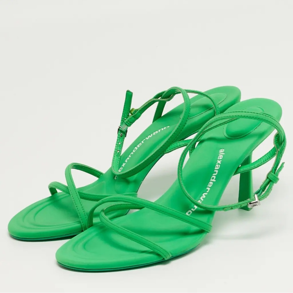 Alexander Wang Dahlia 105 sandals in the color Neon Kelly